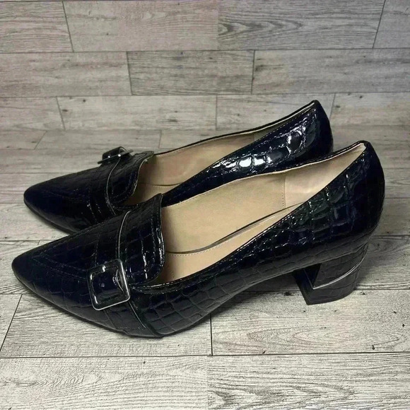 Rialto Foremost Black Croc block heels 9M patent pointed toe 007-R8881 06/2020 - Picture 2 of 9